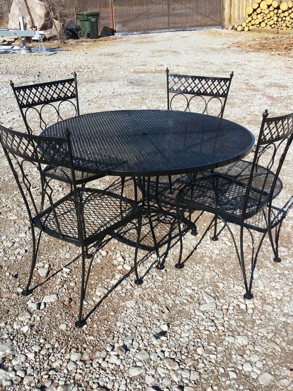 Mid Century Woodard 1960 S Quatrefoil Design Very Heavy Wrought Iron Mid Century Woodard 1960 S Quatrefoil Design Very Heavy Wrought Iron Patio Table Set Furniture For In Tijeras Nm Offerup