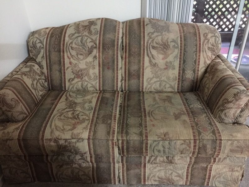 Couch/ LoveSeat