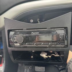 03-07 Accord Radio (Pioneer Radio)