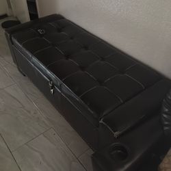 Couch With Secret Storage Come With Keys