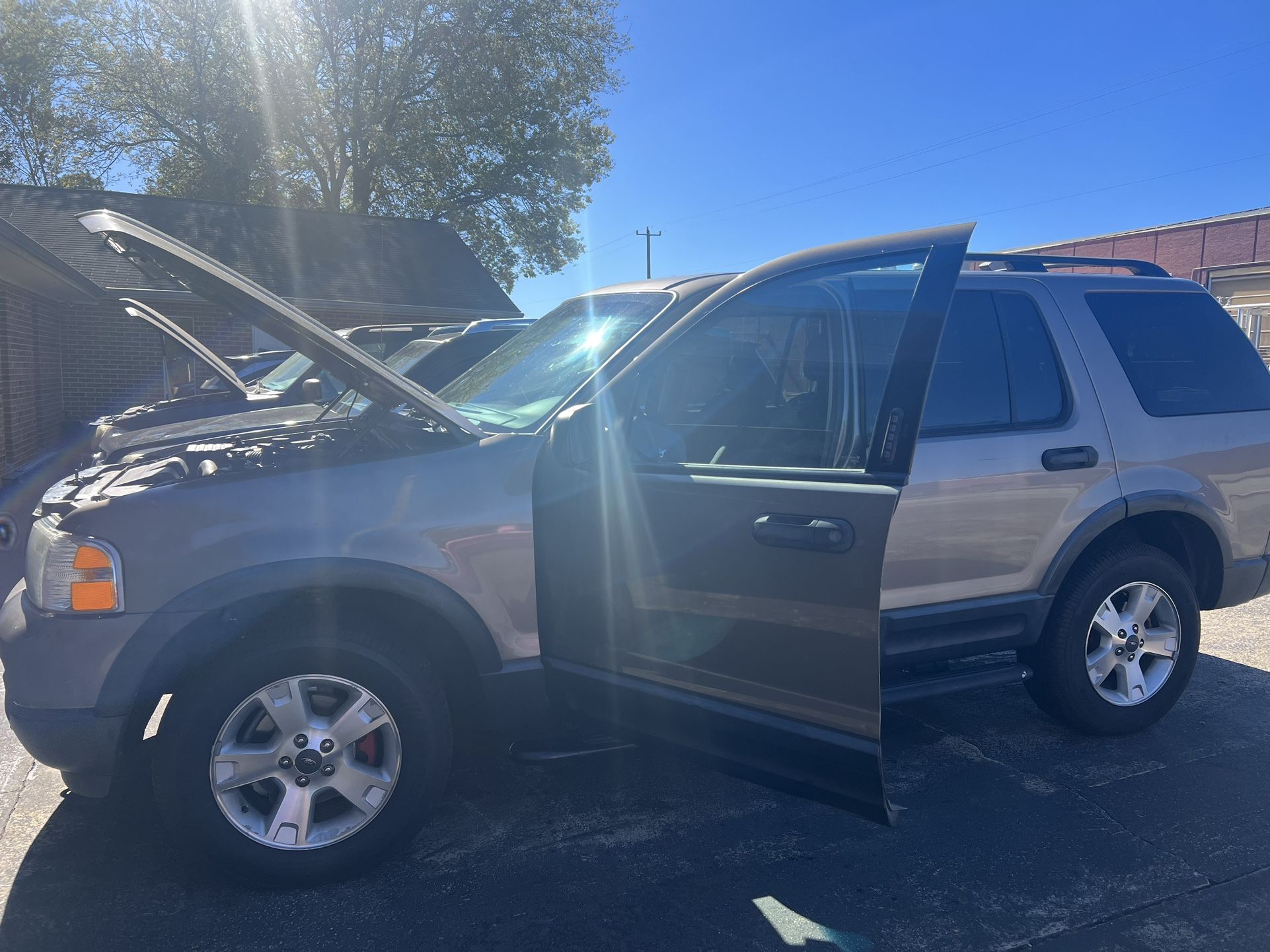 2003 Ford Explorer Part Out