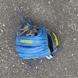Wilson A2000 11.5” Infield Glove