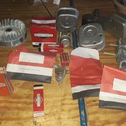 NOS Briggs & Stratton small engine parts