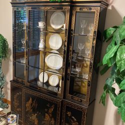 Drexel Heritage Hutch