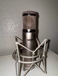Warm audio 47JR microphone