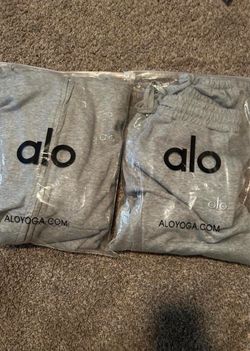 Grey alo set size small zip up