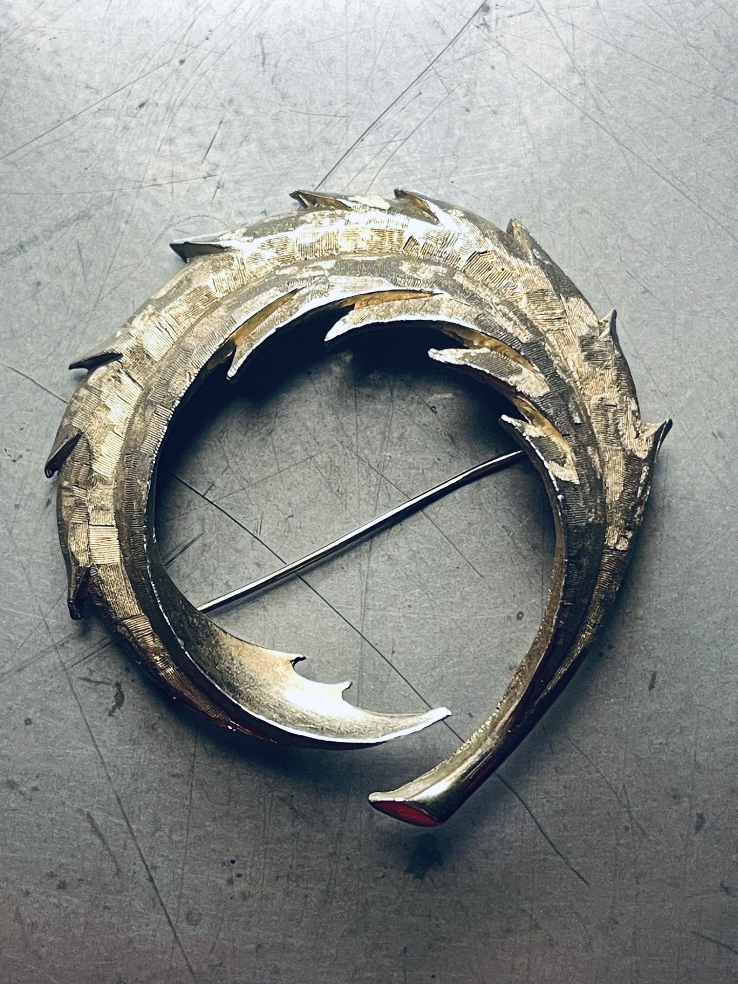 Gold Finish Leaf Brooche 2.75”