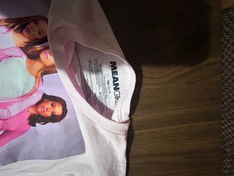 Graphic shirts