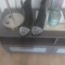 Christian Louboutinred bottoms