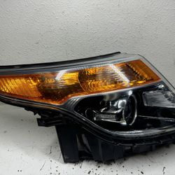 2013 2014 2015 FORD EXPLORER Right Passenger RH Halogen Headlight OEM