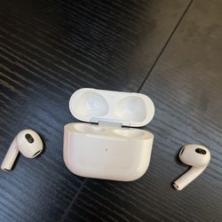 Apple AirPods 3rd Gen
