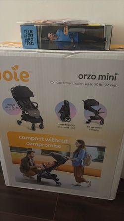 Joie mini travel stroller