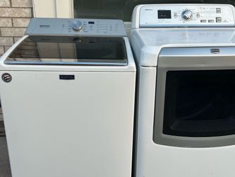 Maytag washer electric dryer XL size