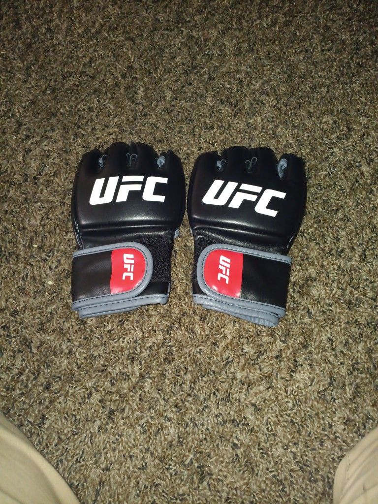 Ufc Gloves  For Kids 10 And Up