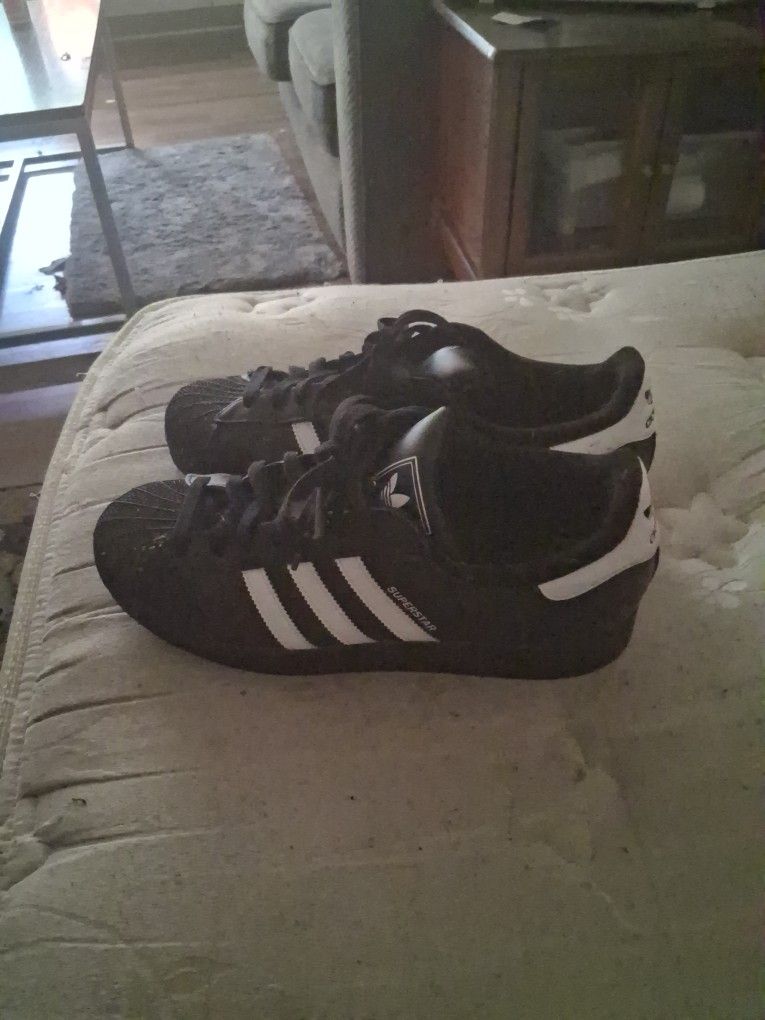 Adidas Superstars 10,5 Men