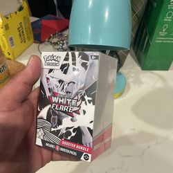 Pokemon White Flare Booster Bundle 