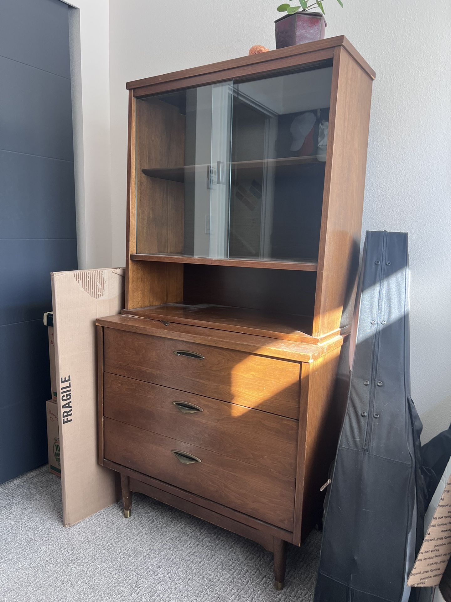 Vintage MCM hutch
