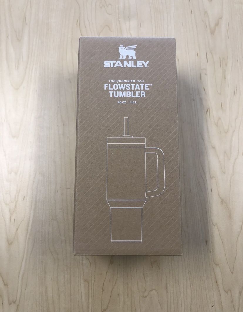 Stanley Adventure Quencher 40oz Tumbler - BRAND NEW - Driftwood for Sale in  Orange, CA - OfferUp