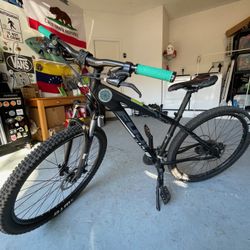 Fuji Nevada One.9 Mountain Bike for Sale in Fort Lauderdale FL OfferUp