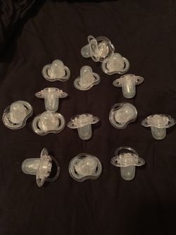 Event pacifiers brand new