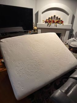Queen memory foam mattress
