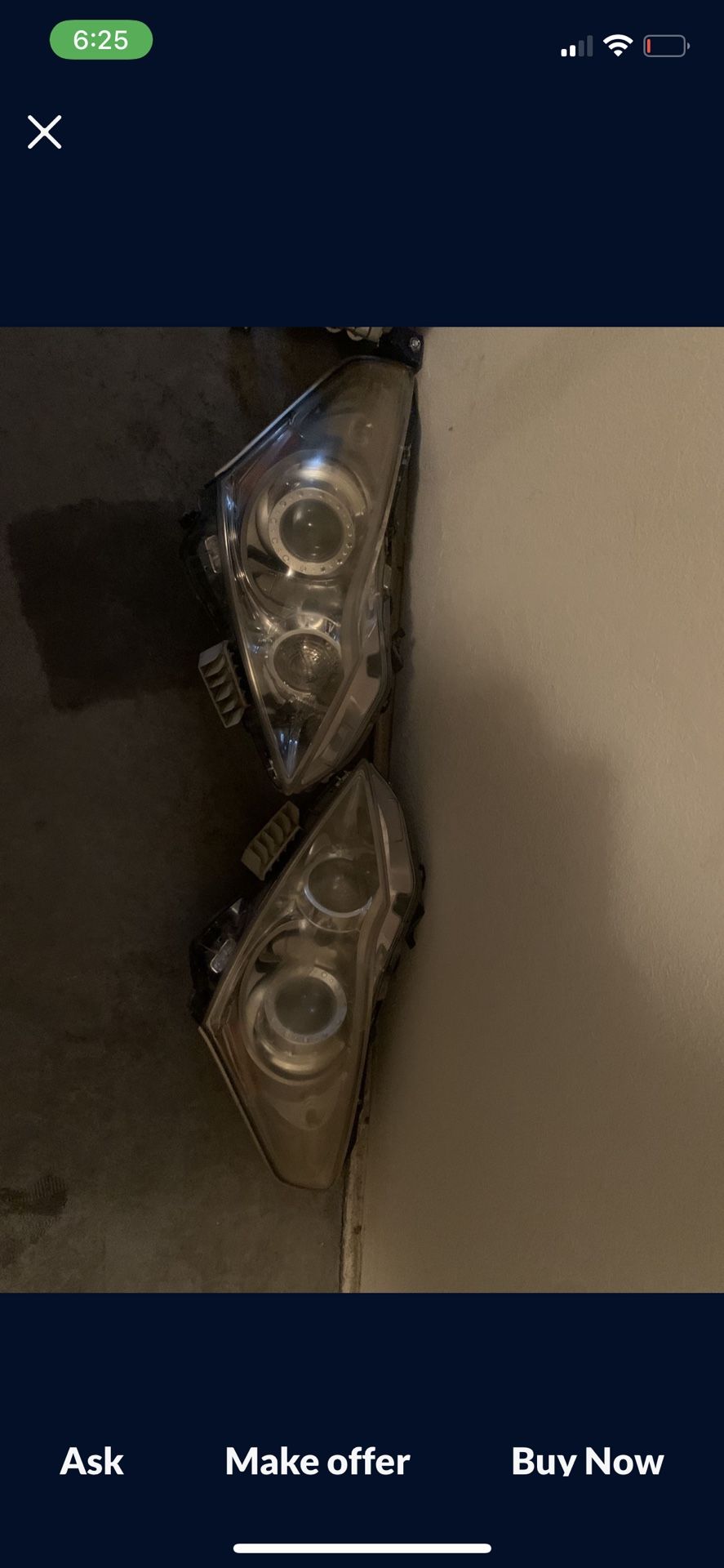 2013 INFINITI G37 headlights 