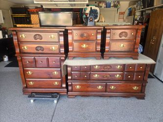 Bedroom Dresser Set