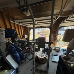 Gym equipment (Pull up bar)