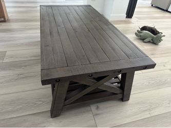 Lift-Top Coffee Table with storage
