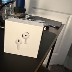 Unopened Apple AirPod 4’s