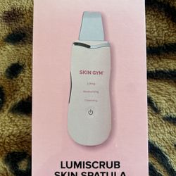   Lumiscrub Skin Spatula by Skin  Gym