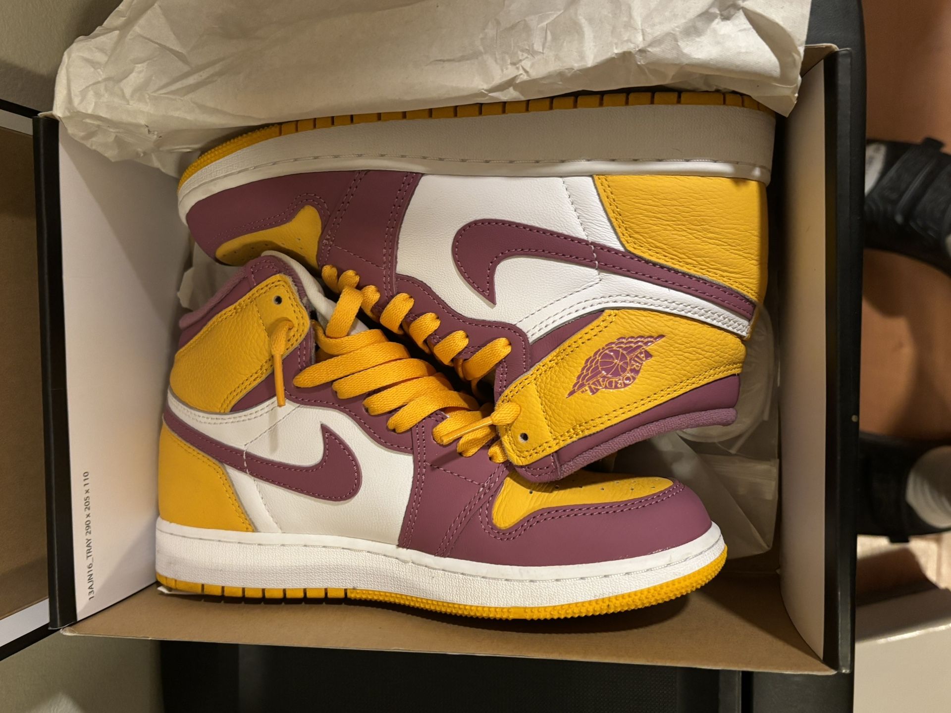 Air Jordan One Size 5 1/2y