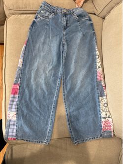 Levi’s Baggy Jeans