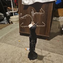 Necklace Holder