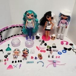 Huge LOL Dolls And Winter chill cabin parts lot