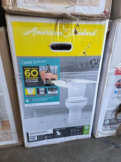 American Standard
Cadet 3 Tall Height 2-Piece 1.0/1.6 GPF Dual Flush Round Toilet in White