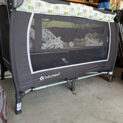 FREE CRIB! 