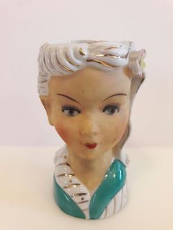 Old head vase 5inch some crashing see are others