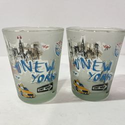 2 pcs New York Statue of Liberty Yellow Taxi 2.5" Shot Glasses Collectible Souvenir Gift