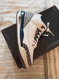 Air Jordan 3 true blue