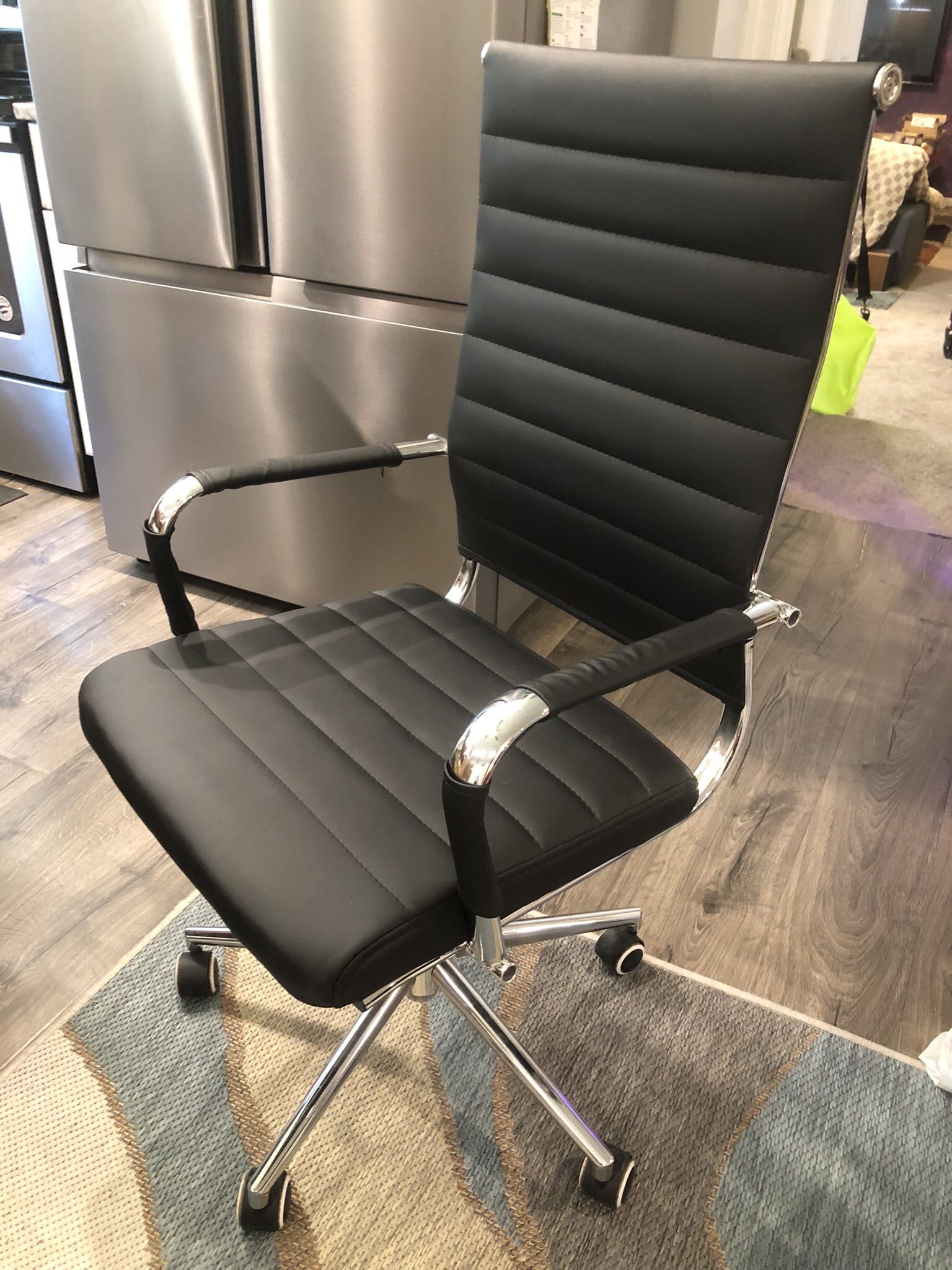 MAKE AN OFFER!  Brand New Leather Office Chair In Absolutely Perfect Condition Never Has Been Used!