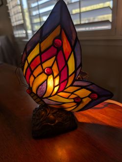 Tiffany Style Butterfly Lamp