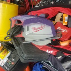milwaukee metal saw