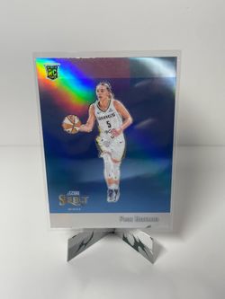 Paige Bueckers Score Select Rookie Card Holo