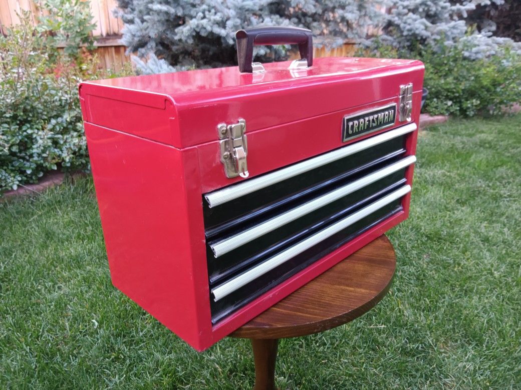 Craftsman Tool Box 20.5" x 8.5" x 12.5" tall w drawers