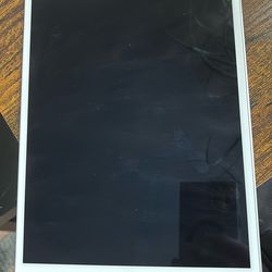 Ipad Air 3, 10.5 Inch LED w/ Wireless Keyboard And Case