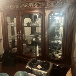 China Hutch And Table