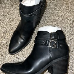 Cute GUESS GBG BLACK BOOTS GREAT CONDITION SZ 8.5