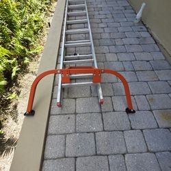24 Foot Extension Ladder With Stabilizer 