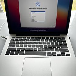 MacBook Pro 15” (2014)